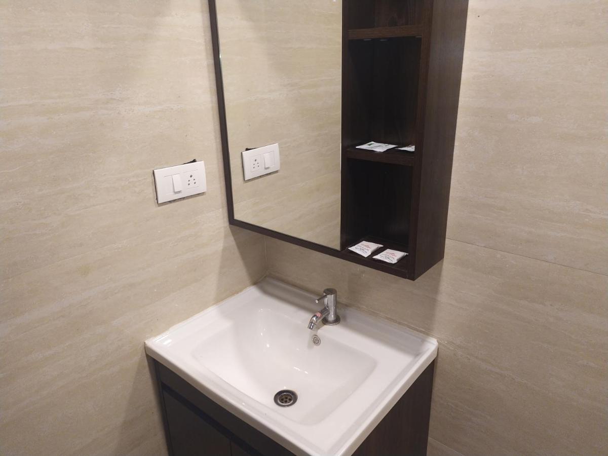 Spago Inn مهاباليبورام المظهر الخارجي الصورة