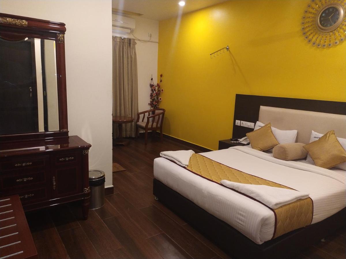 Spago Inn مهاباليبورام المظهر الخارجي الصورة
