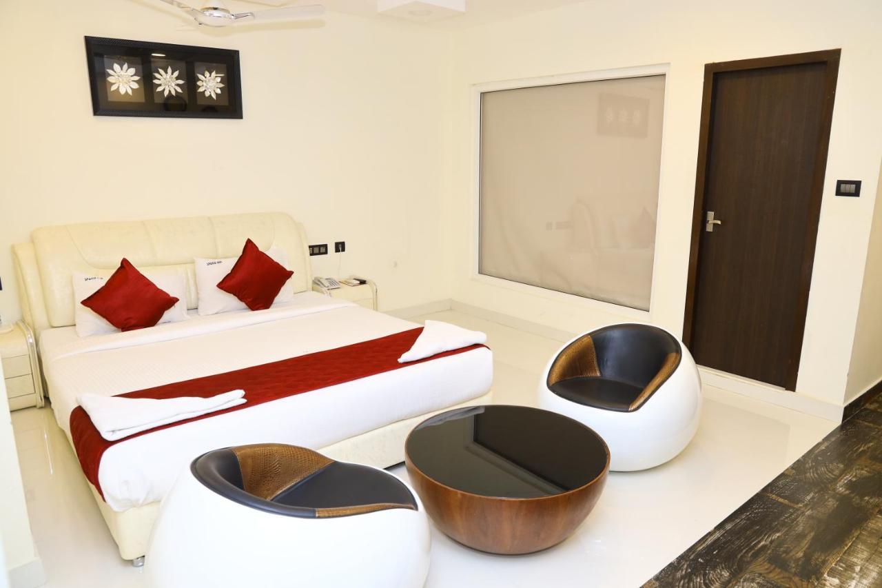 Spago Inn مهاباليبورام المظهر الخارجي الصورة