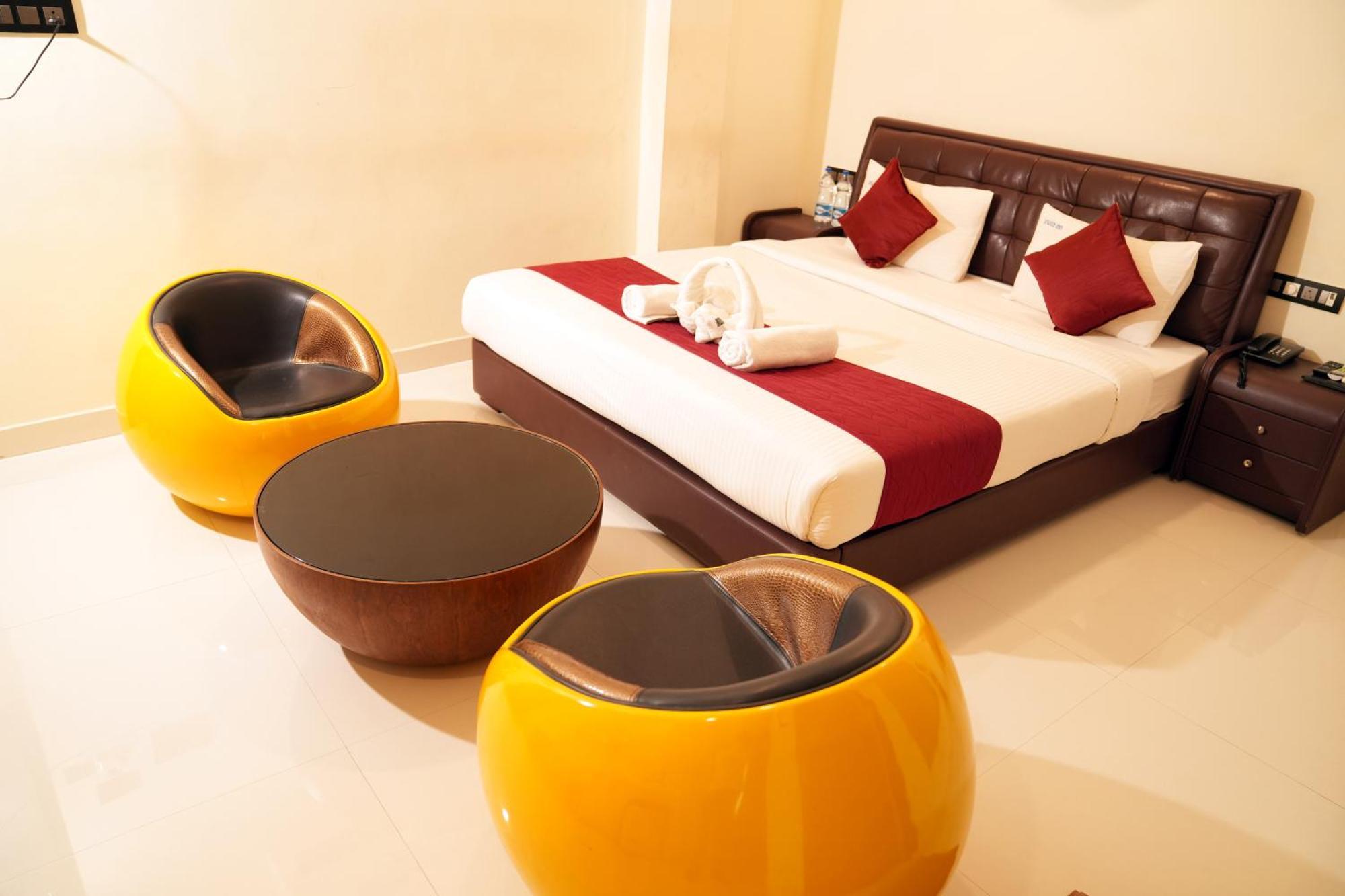 Spago Inn مهاباليبورام المظهر الخارجي الصورة