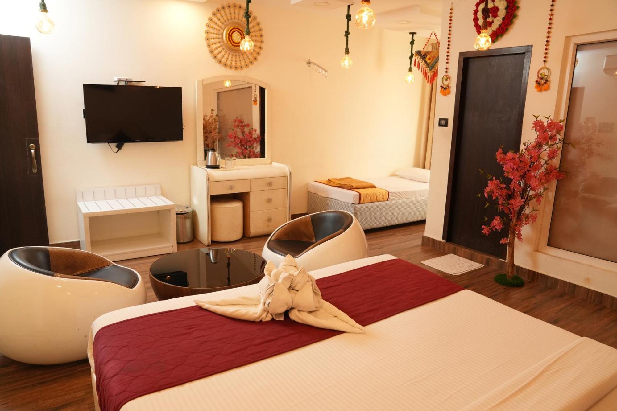 Spago Inn مهاباليبورام المظهر الخارجي الصورة